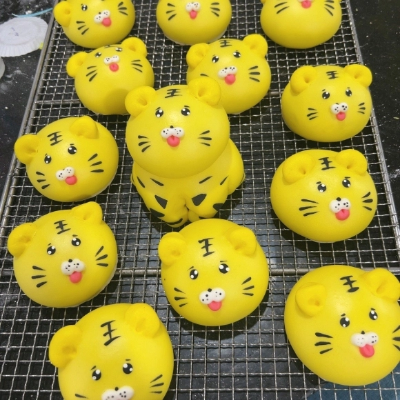 BÁNH BAO TẠO HÌNH KHÔNG NHÂN MẪU 02