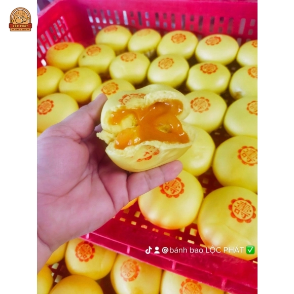 BÁNH BAO KIM SA MUỐI TAN CHẢY 