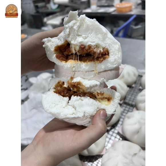 BÁNH BAO XÁ XÍU NHÂN PHÔ MAI KÉO SỢI